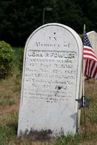 Fowler Grave.jpg